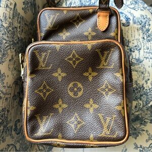 LOUIS VUITTON AMAZON Crossbody Bag